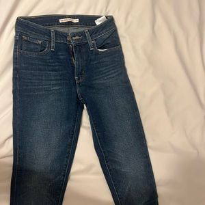 Brand new Levi’s 721 high rise skinny jeans. Dark washed denim